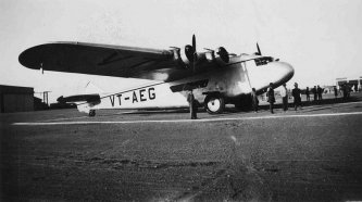 Imperial Airways VT-AEG AW Atlanta at Karachi 5 Dec 1934 [0738-0002]