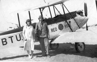 Jessie 'Chubbie' Miller and Bill Lancaster London-Australia flight 1927 G-EBTU Avro Avian 'Red Rose' in Karachi [0920-0015a]