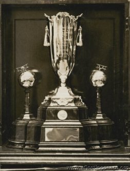 MacRobertson Air Race Trophy