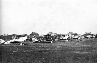 Bournemouth Air Race April 1927 G-EBNX DH Moth etc [0751-0185]